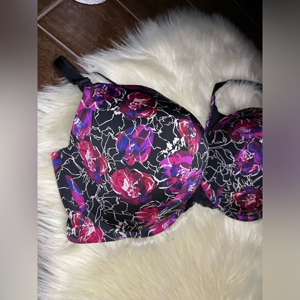 Torrid Curve Floral Back Smoothing Push Up T Shir… - image 3